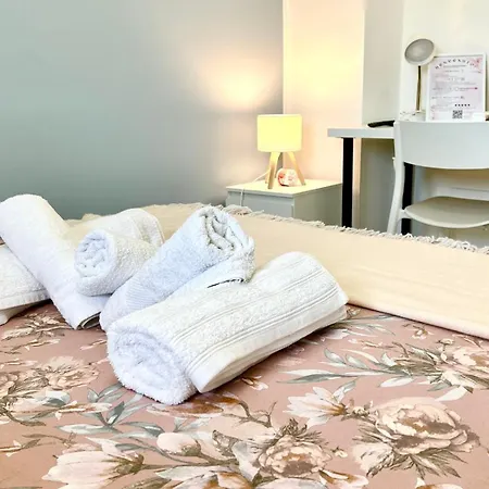 Проживание в семье Comfort - Vicino Centro E Metro *
