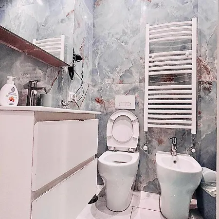 Comfort - Vicino Centro E Metro Проживание в семье *