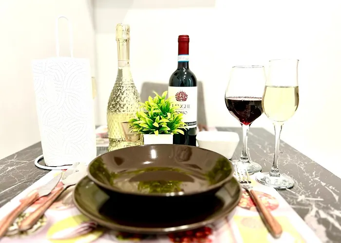 Comfort - Vicino Centro E Metro 홈스테이